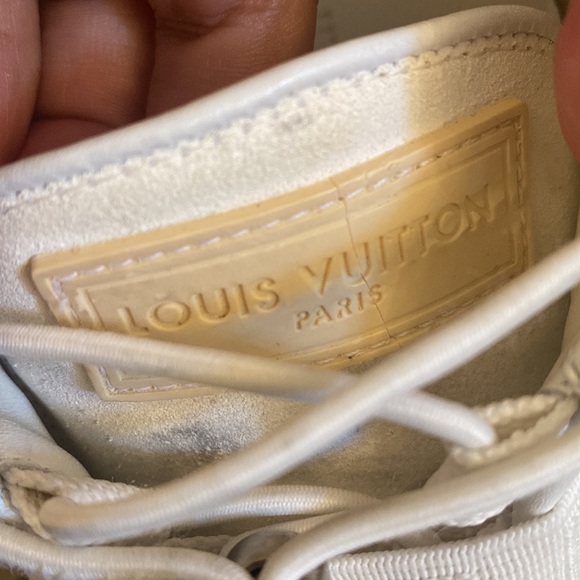 Aunthentic LV sneakers in good used condition. - Picture 7 of 7